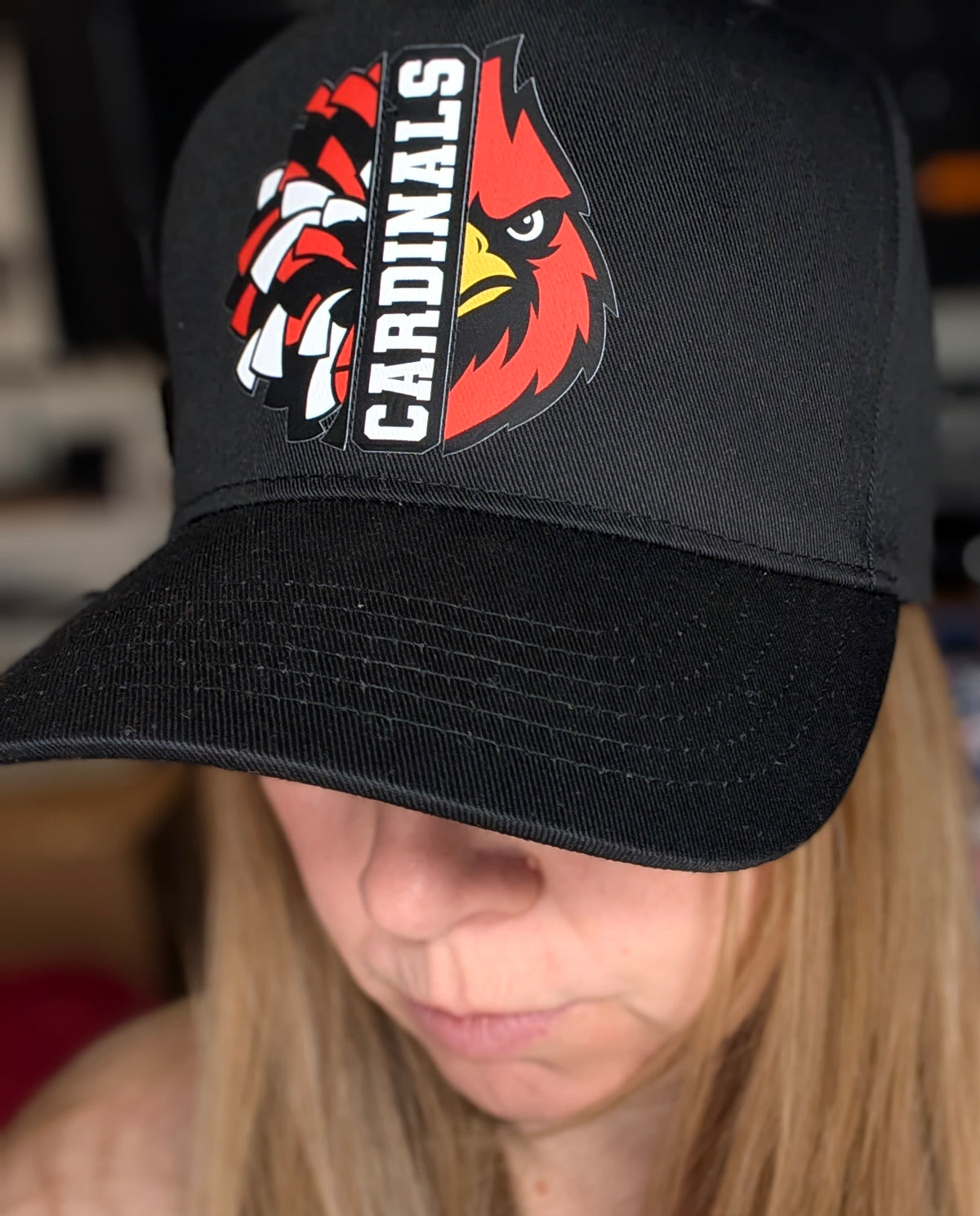 Cardinals w/Pom Hat